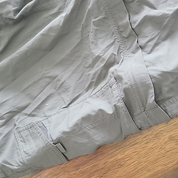 Columbia Cargo Pants 38x32 Green Grey Shade Sun Protection Convertible Hiking. - Picture 3 of 5